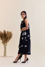 Load image into Gallery viewer, English One Shoulder Mind Dress