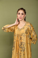 Load image into Gallery viewer, Spring Rooh Kurta set