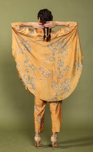 Load image into Gallery viewer, Lazy circular Co-ord set