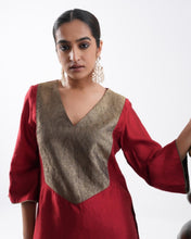 Load image into Gallery viewer, AKSAR PATCH KURTA SET