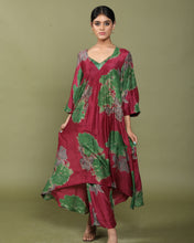 Load image into Gallery viewer, Spring Rooh Kurta Set