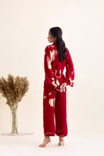 Load image into Gallery viewer, Thread Shirt Set