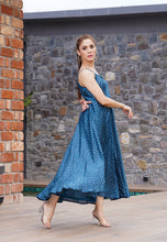 Load image into Gallery viewer, Flayered Midi Dress