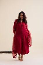 Load image into Gallery viewer, Roza Kurta Set With Dupatta