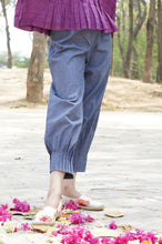 Load image into Gallery viewer, Pleated Pants