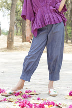 Load image into Gallery viewer, Pleated Pants