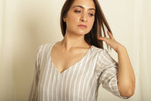 Load image into Gallery viewer, Veda Dress