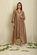 Load image into Gallery viewer, Onion Pink Printed Maia Kurta