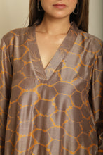 Load image into Gallery viewer, Onion Pink Printed Maia Kurta