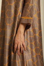 Load image into Gallery viewer, Vine Printed Maia Kurta Set