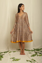 Load image into Gallery viewer, Mia Dress