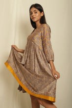 Load image into Gallery viewer, Mia Dress