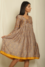 Load image into Gallery viewer, Mia Dress