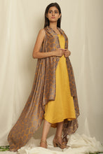 Load image into Gallery viewer, Auro Cape with Dress