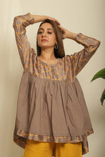 Load image into Gallery viewer, Megha Top