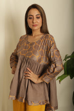 Load image into Gallery viewer, Megha Top