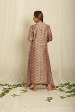 Load image into Gallery viewer, Onion Pink Printed Maia Kurta