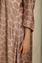 Load image into Gallery viewer, Onion Pink Printed Maia Kurta