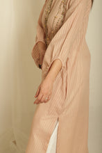 Load image into Gallery viewer, Sarah Kurta