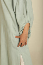 Load image into Gallery viewer, Sarah Kurta