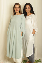 Load image into Gallery viewer, Sarah Kurta