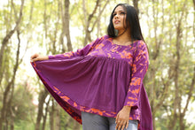 Load image into Gallery viewer, Megha Top