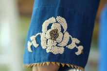 Load image into Gallery viewer, French Knotted Hand Embroidered Chanderi Set
