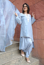 Load image into Gallery viewer, Sia Hand embroidered Co-ord set