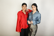 Load image into Gallery viewer, Silk collared shirt