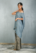 Load image into Gallery viewer, Eva drape shirt