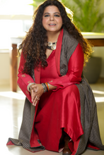 Load image into Gallery viewer, Houndstooth cape