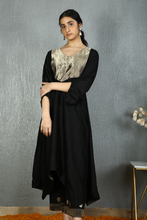 Load image into Gallery viewer, Fiza Brocade kurta