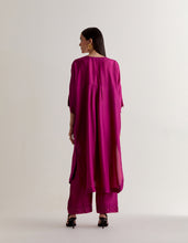 Load image into Gallery viewer, Aarna Tunic Set
