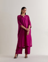 Load image into Gallery viewer, Aarna Tunic Set
