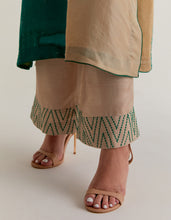 Load image into Gallery viewer, Sia High slit Kurta set
