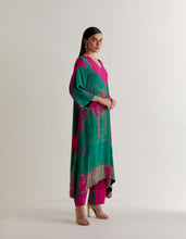 Load image into Gallery viewer, Front box pleated Tunic set
