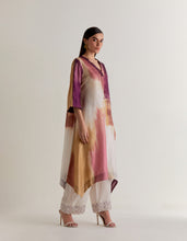 Load image into Gallery viewer, Sia High slit Kurta set
