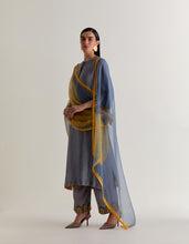 Load image into Gallery viewer, Roha Set
