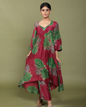 Load image into Gallery viewer, Spring Rooh Kurta Set
